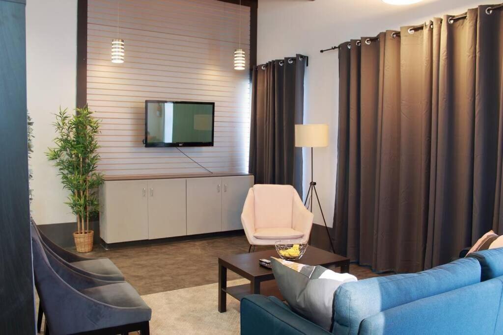 Suite #B, Industrial Styling, Ac 哈利法克斯 外观 照片
