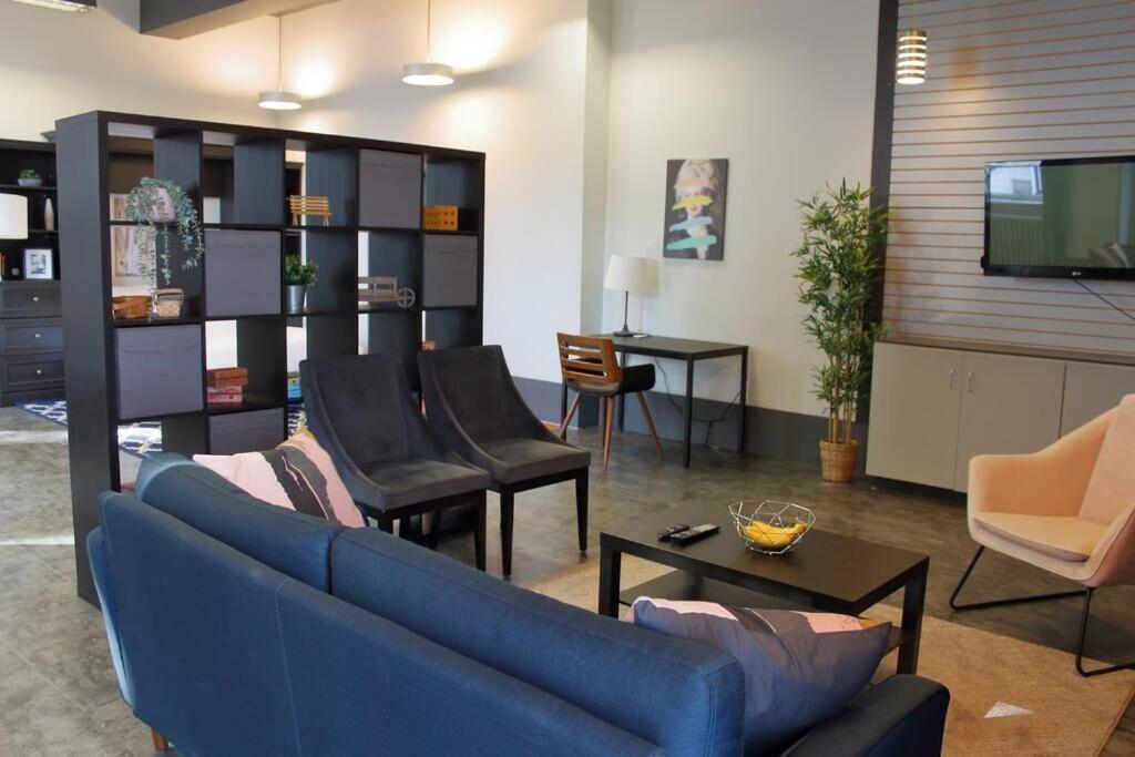 Suite #B, Industrial Styling, Ac 哈利法克斯 外观 照片
