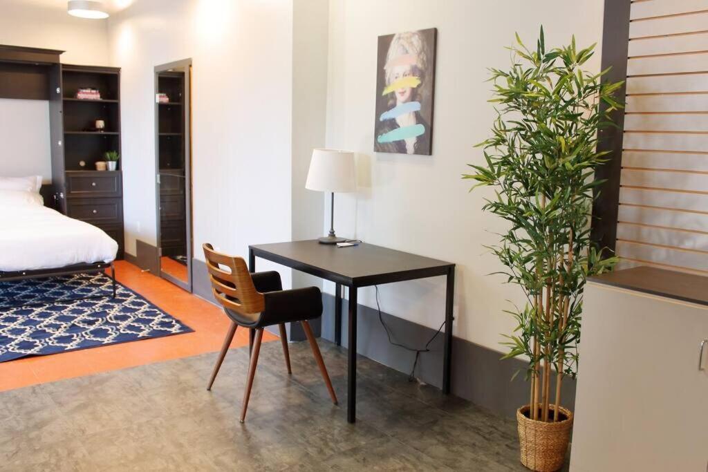 Suite #B, Industrial Styling, Ac 哈利法克斯 外观 照片